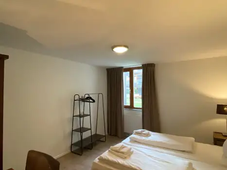 CH8882.618.1