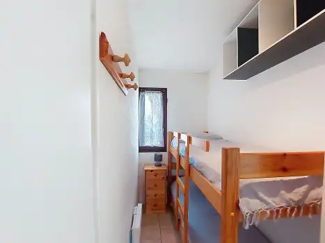 FR6665.740.4