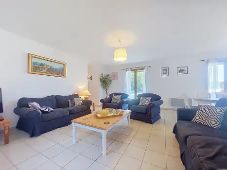 FR8216.600.2