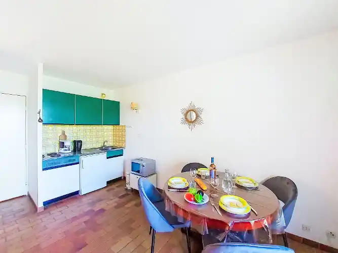 FR8341.800.75