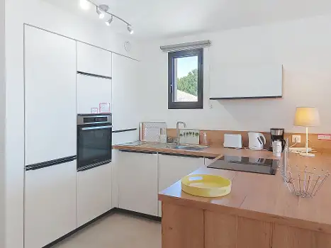FR8354.220.7