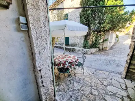 FR8492.642.1