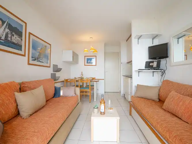 FR8553.300.28