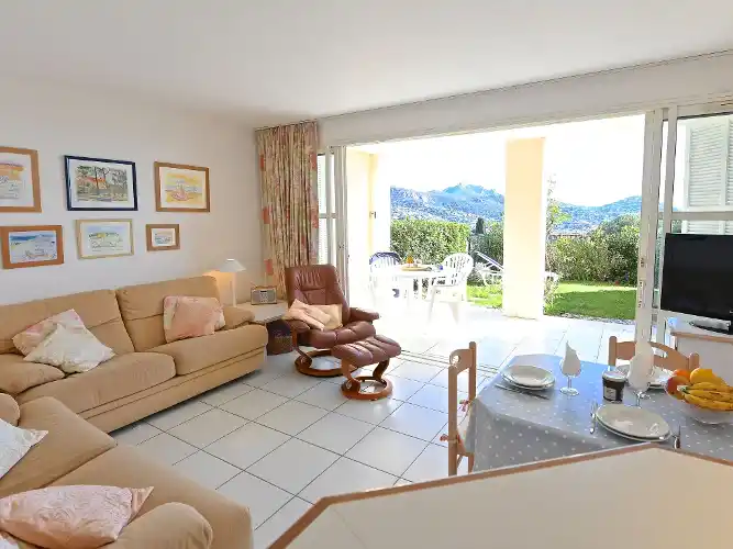 FR8553.600.2