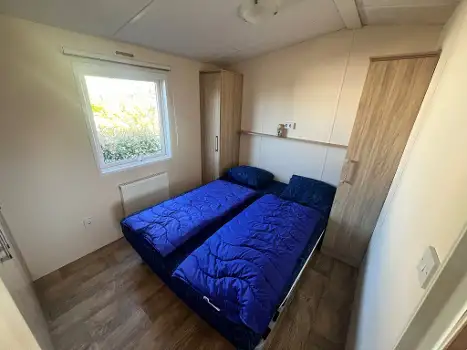 NL1759.619.1