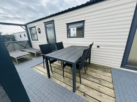 NL4493.678.1