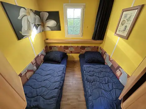 NL4493.713.1