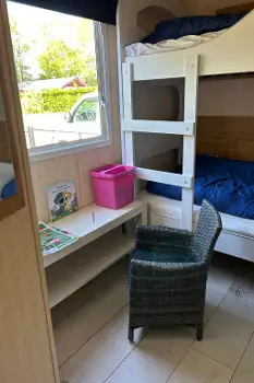 NL4493.745.1