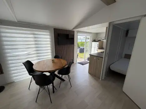 NL4504.636.1