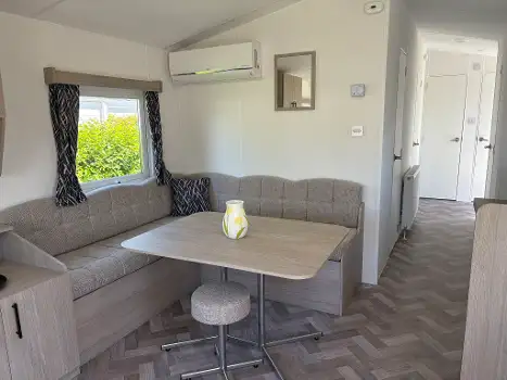 NL4694.113.1